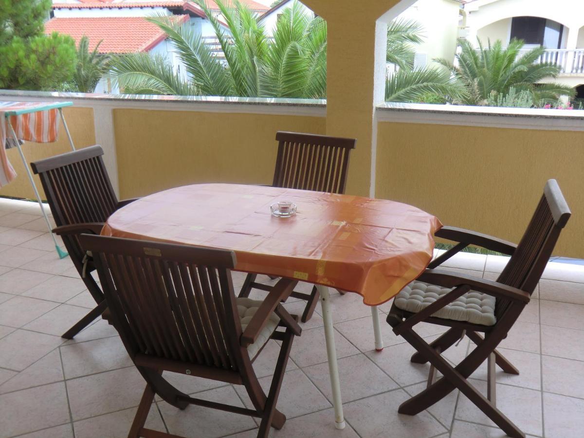 Ferien Haus Evita Auf Insel Vir - Wohnung I Esterno foto
